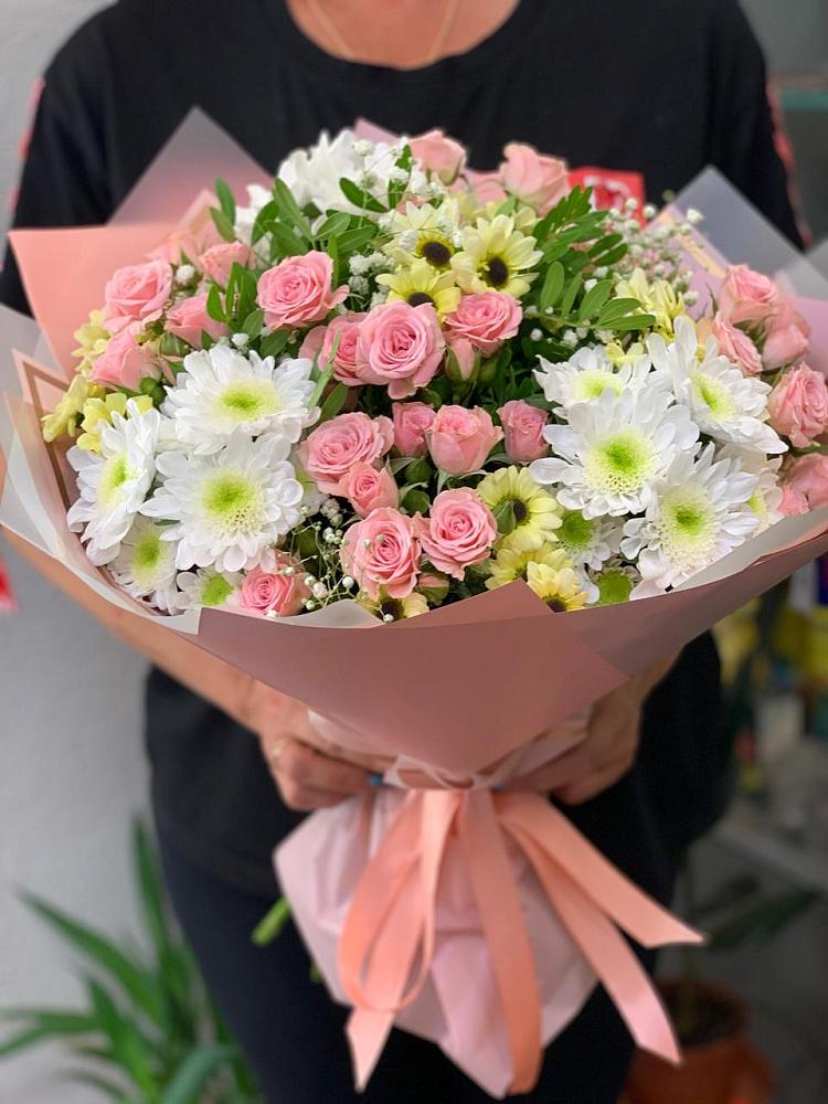 Букет цветов из: Розы и Хризантемы в Ак-Довураке