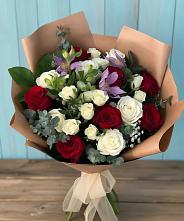 Букет цветов из:  Розы и Альстромерии в Ак-Довураке