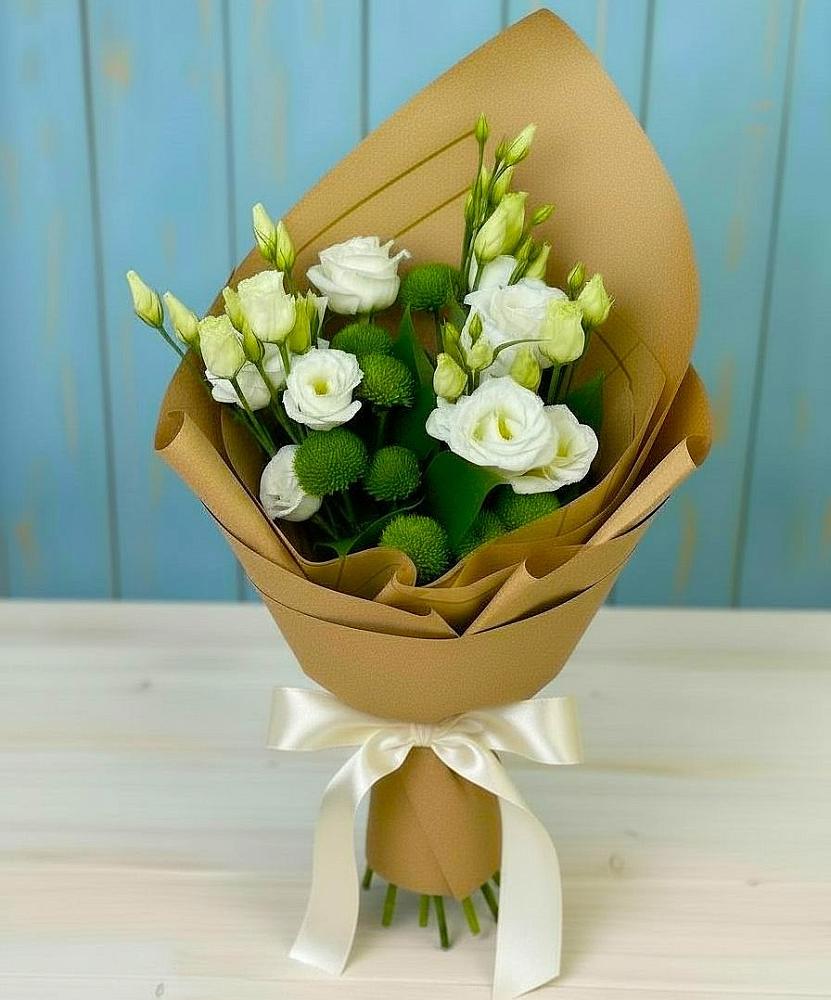 Букет цветов из: Хризантемы и Лизиантусы в Ак-Довураке