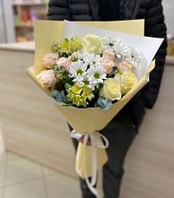 Букет цветов из:  Альстромерии, Розы и Хризантемы в Ак-Довураке