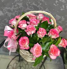 Цветочная композиция из Розы в корзине в Ак-Довураке