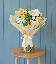 Букет цветов из:  Хризантемы и Розы в Ак-Довураке